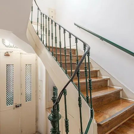 Апартаменты 3 Bedroom With Trrace Лиссабон