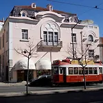 Charming 2 Bedroom In Centre Apartmán *